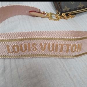 LV Multi pochette pink strap